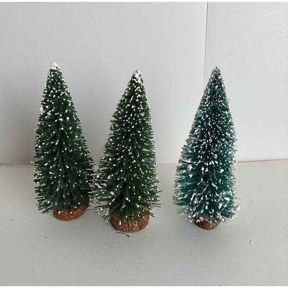 Dept. 56 Christmas Tree Village 12 Bottle Brush Snow Frosted Various Sizes - Picture 4 of 10